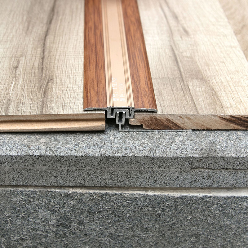 แถบเปลี่ยนกระเบื้องหรูหรา