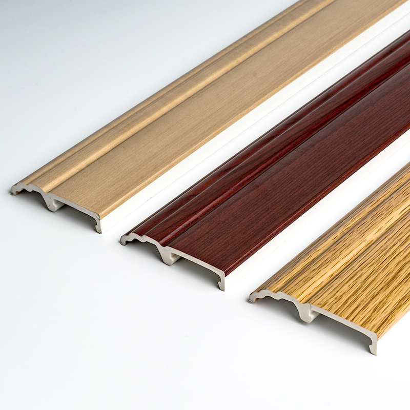 พลาสติกรอบผนัง