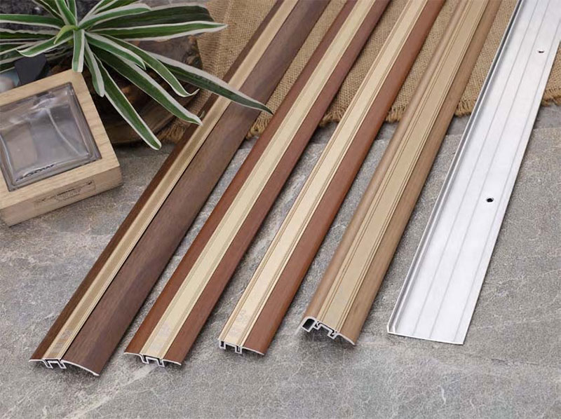 คิ้วขอบบันไดอลูมิเนียม