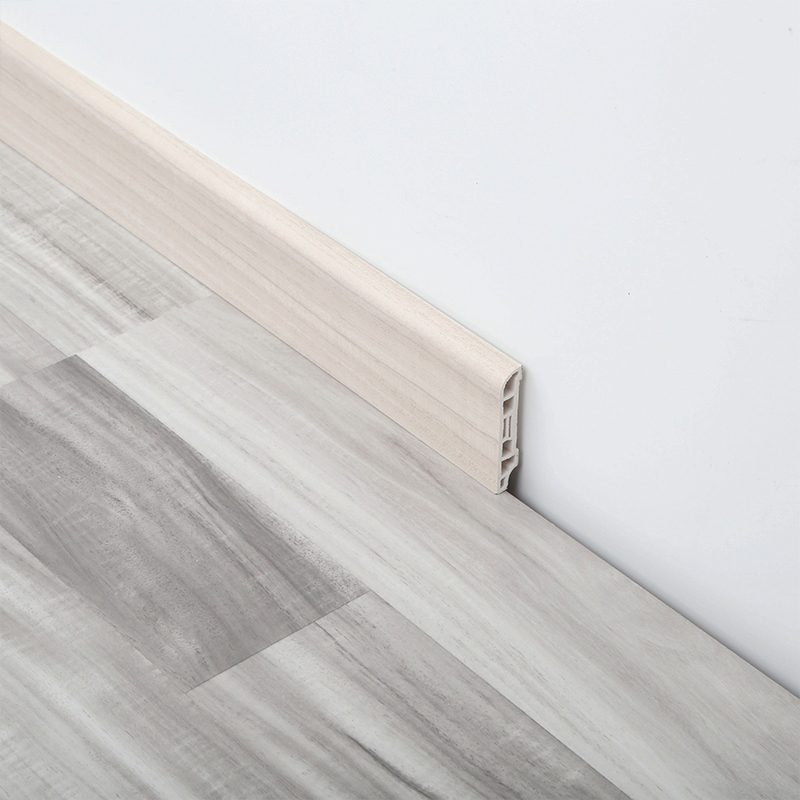 รอบพื้นพีวีซี