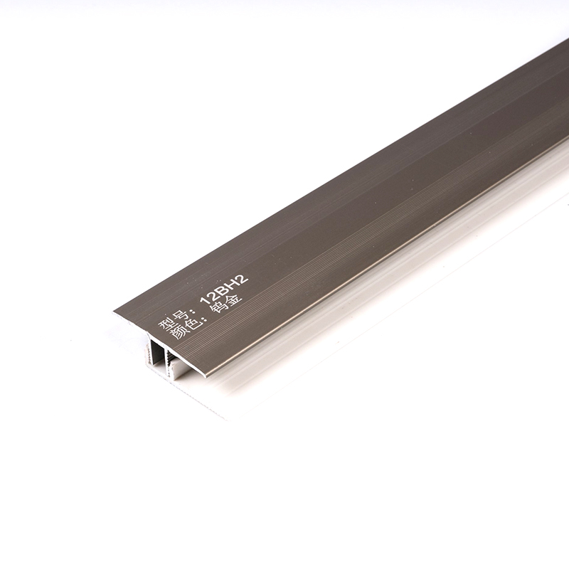 ตัดแต่งจมูกบันไดกระเบื้องแบบกำหนดเอง