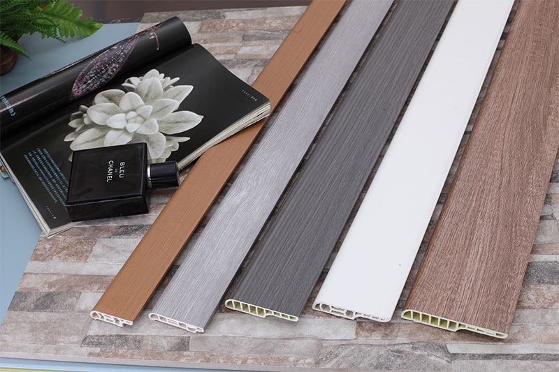 กระดานรอบพลาสติก