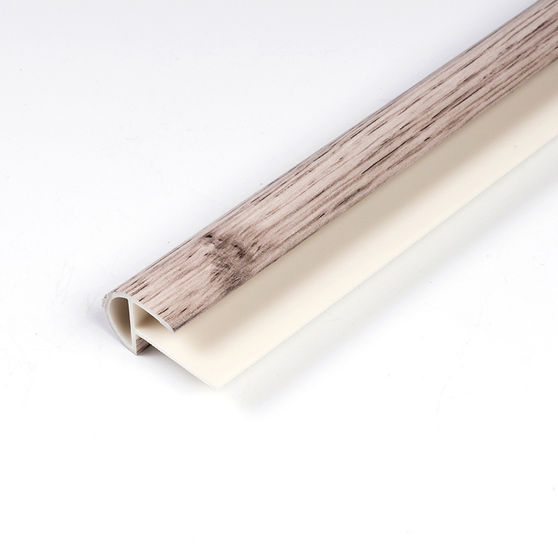 แถบขอบบันไดพีวีซี