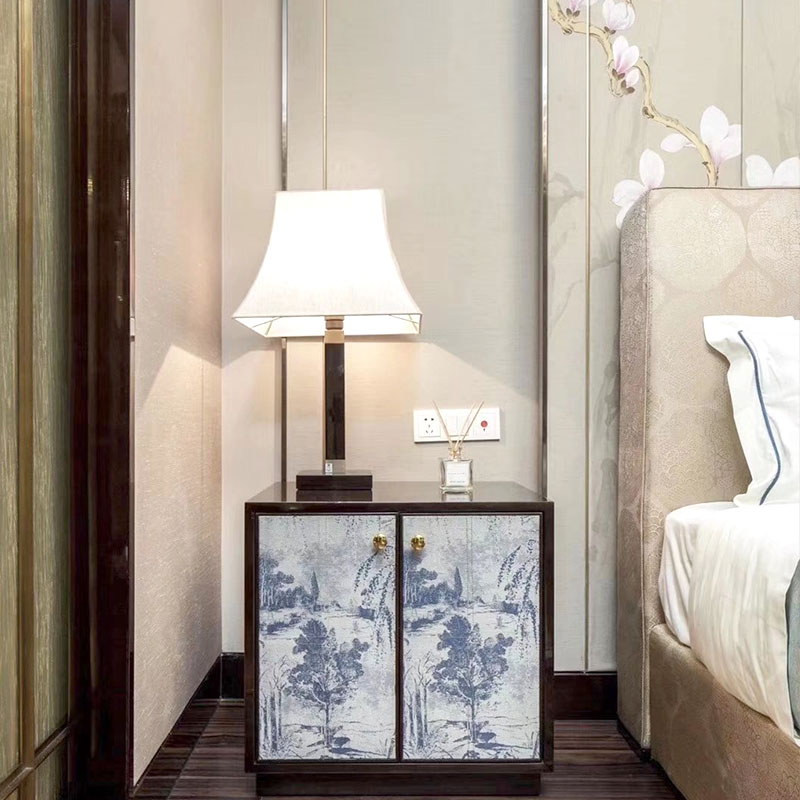 ขอบกระเบื้องเซรามิค