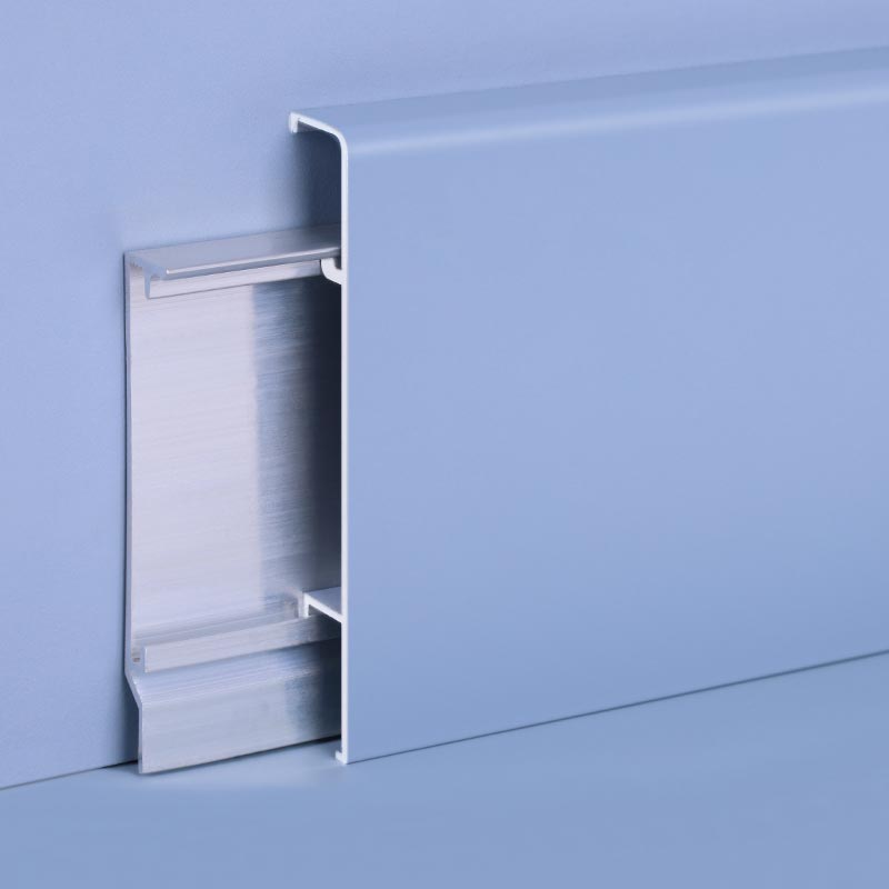 กระดานรอบอลูมิเนียม