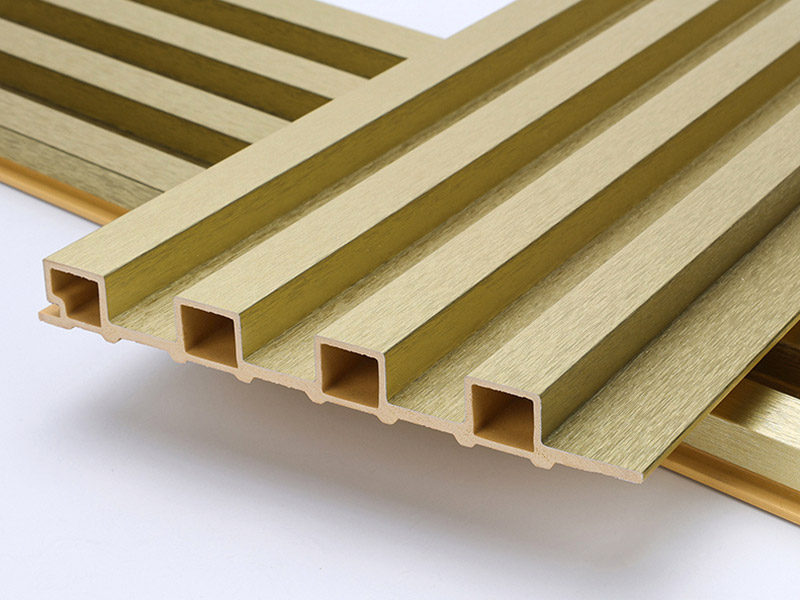 แผงผนังร่องทองเมทัลลิก 155 * 17 มม