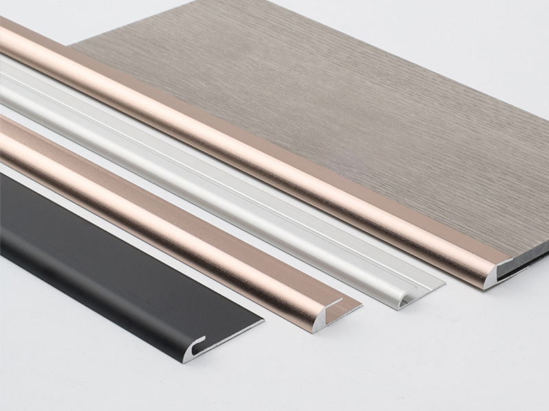 ตัดแต่งขอบพื้นรูปตัว C