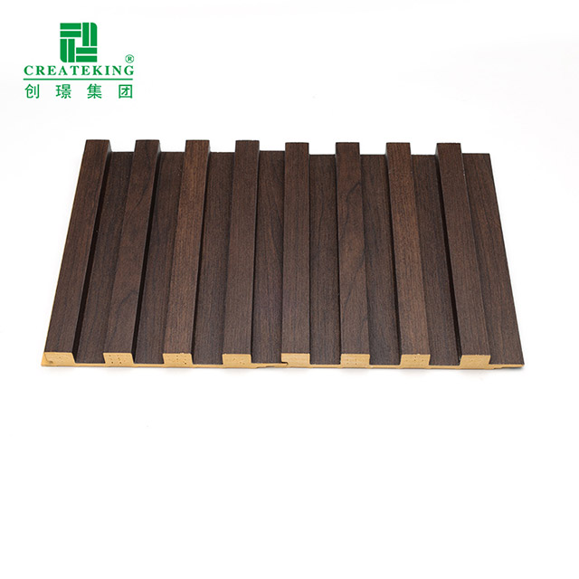 แผ่นผนังทึบร่องร่องเป็นมิตรกับสิ่งแวดล้อม 159 * 16 มม