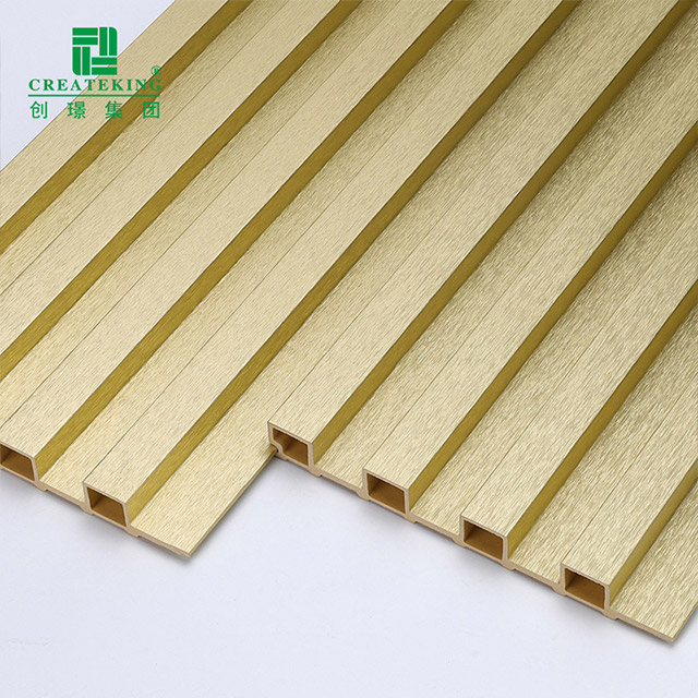 แผงผนังร่องทองเมทัลลิก 155 * 17 มม