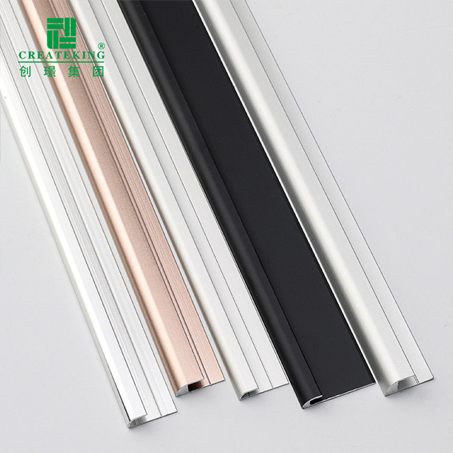 แถบเปลี่ยนพื้นฝาสี่เหลี่ยมอลูมิเนียมขนาด 22x4.5 มม