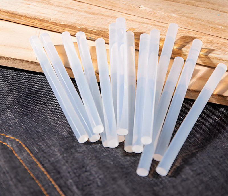 กาวเทอร์โมพลาสติก: กาวร้อนละลาย