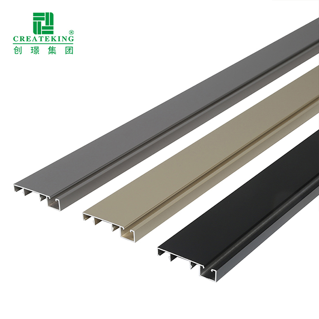 ผู้ผลิต Foshan เป็นมิตรกับสิ่งแวดล้อมรอบ Baseboard ผู้ผลิตอลูมิเนียม