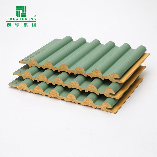 แผงผนังทึบครึ่งวงกลมด้านนอก PVC ขนาด 156 * 12.8 มม