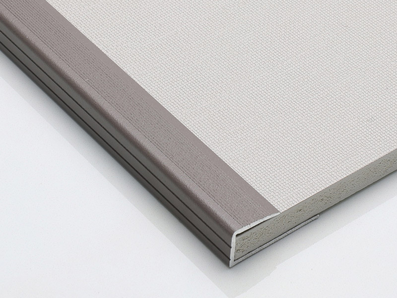  อุปกรณ์ตกแต่งพื้นลามิเนตแบบ C-moulding