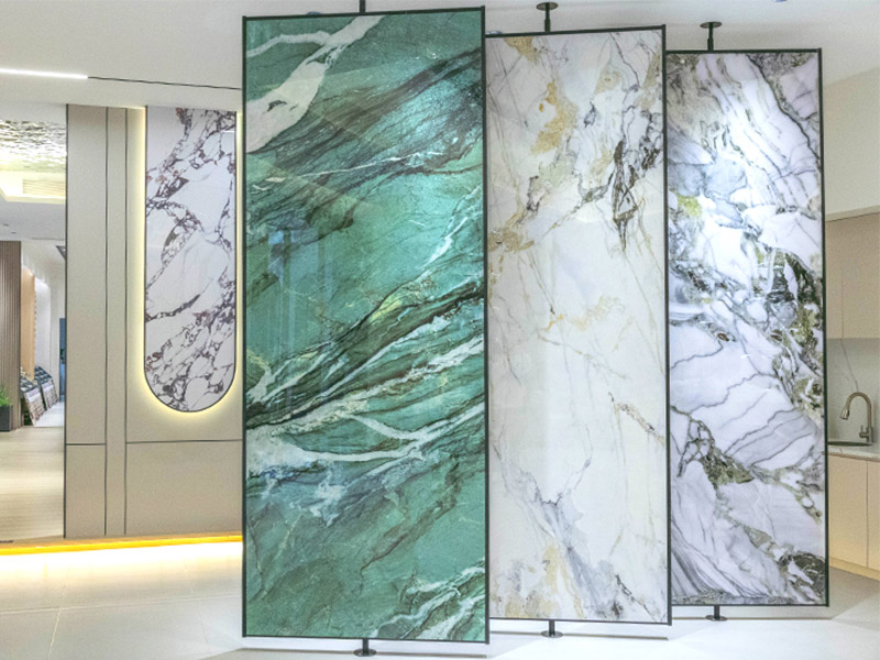 แผ่นผนังคาร์บอนคริสตัลสามารถใช้สำหรับห้องน้ำได้หรือไม่?