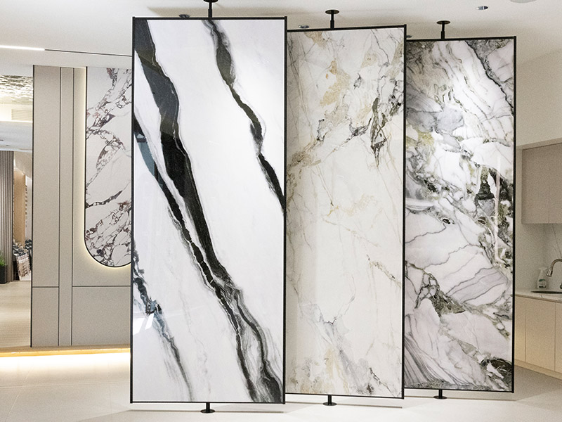 แผงผนังหินอ่อนพีวีซีคืออะไร?