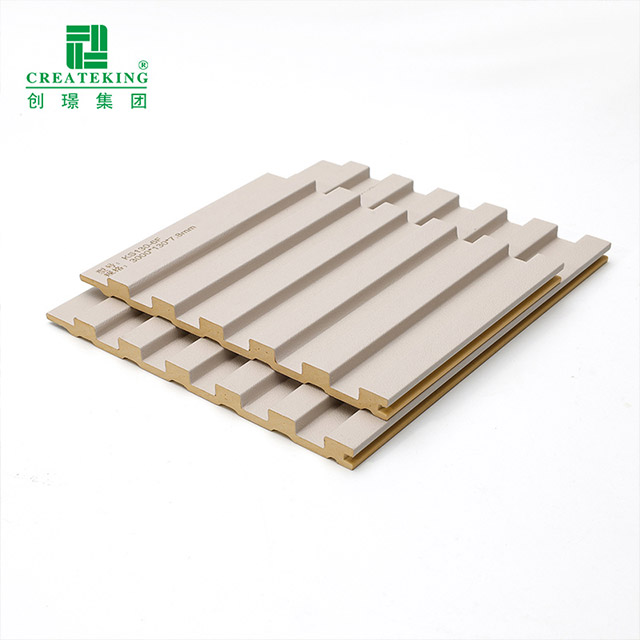 แผ่นผนังร่องทึบ PVC ขนาด 130 * 7.8 มม