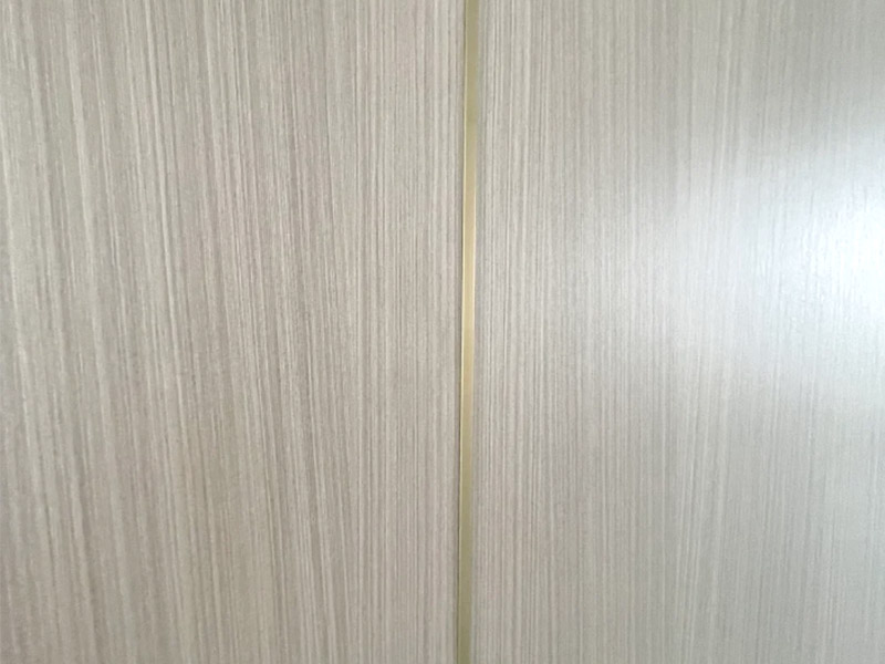 เพิ่มการตัดแต่งให้กับแผ่นไม้