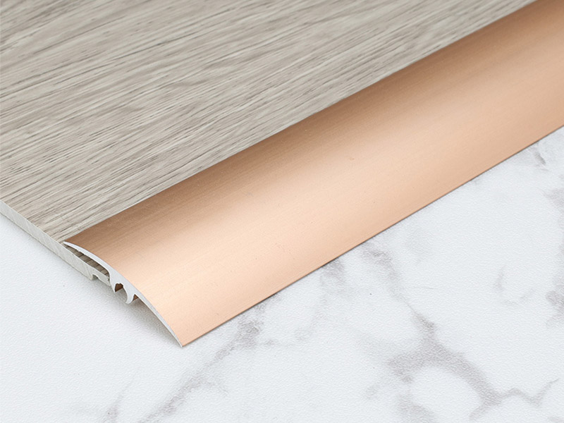 แผ่นปิดพื้นสากล