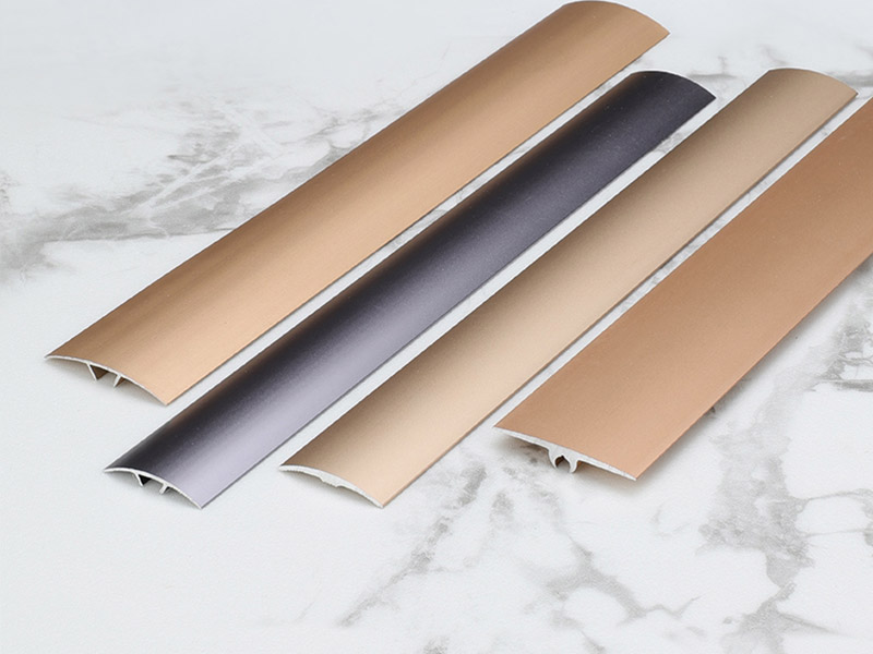 แผ่นปิดพื้นสากล