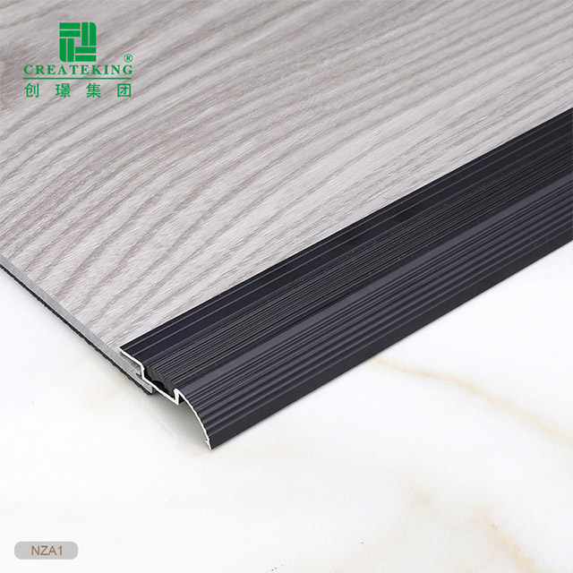 แถบเกณฑ์กันลื่นอลูมิเนียมขนาด 4.95x33 มม. พร้อมยางแทรก