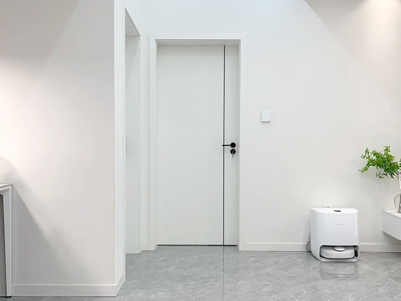 กระดานข้างก้นควรมีสีเดียวกับผนังหรือไม่?