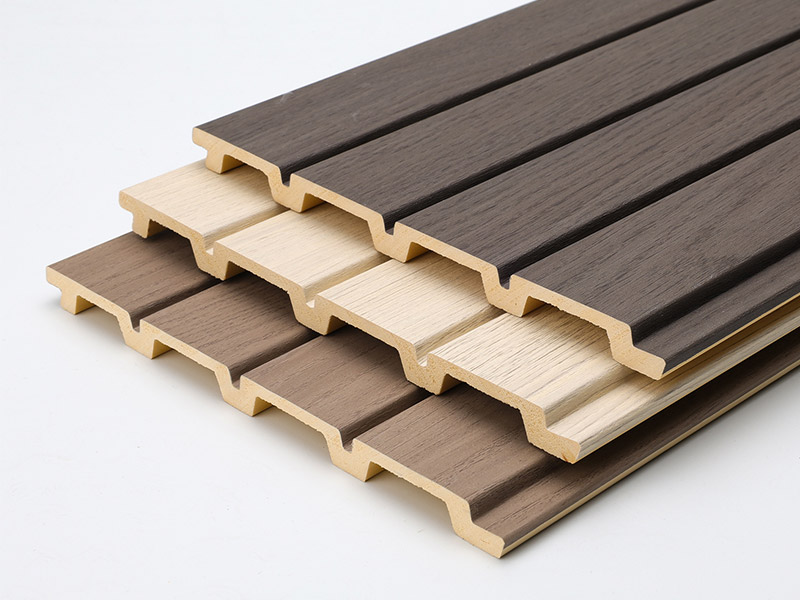 แผ่นผนังร่องพีวีซีเคลือบไม้ 170 * 11 มม