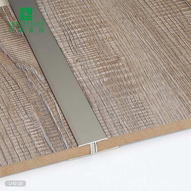 การขึ้นรูปตัว T ออฟเซ็ตอลูมิเนียมขนาด 12.4x25 มม