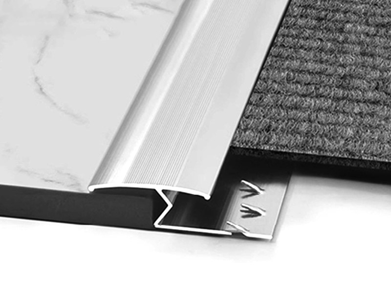 แถบระหว่างพรมกับพื้นเรียกว่าอะไร?