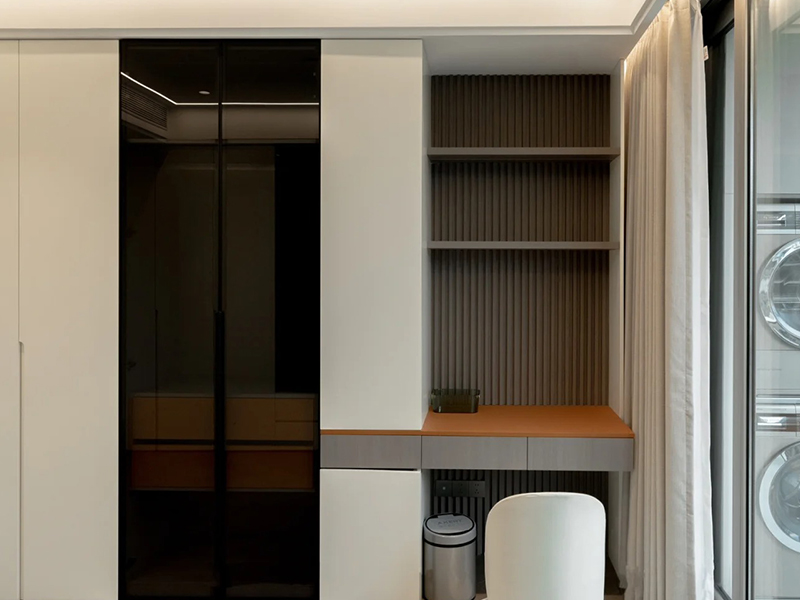 แผ่นผนังร่องทึบ PVC ขนาด 130 * 7.8 มม