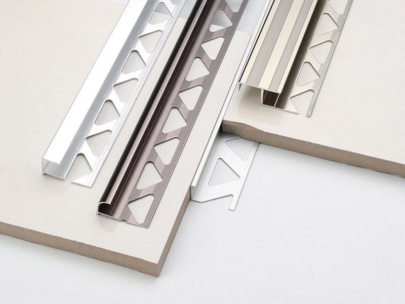 การตัดขอบกระเบื้องรูปตัว C