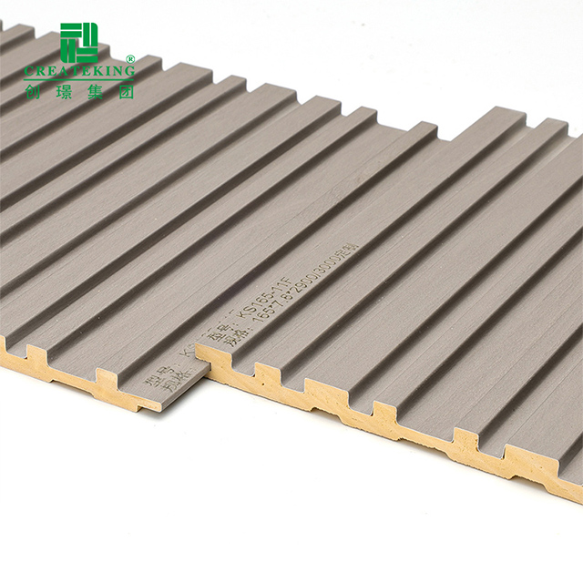 แผ่นผนังร่องทึบ PVC ป้องกันโรคราน้ำค้าง 165 * 7.8 มม