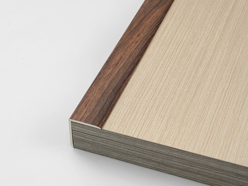 แถบจมูกบันได