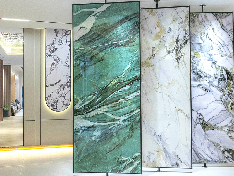 กรุผนัง