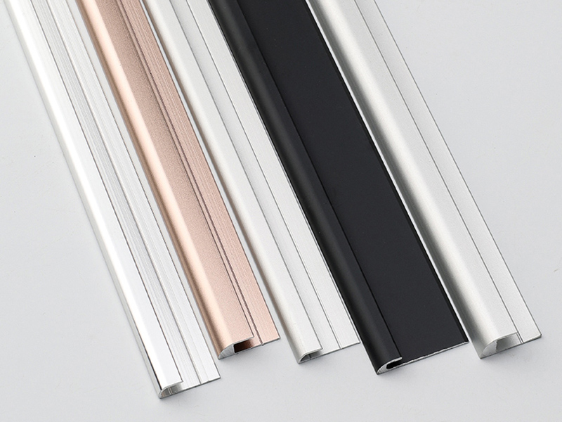 แถบเปลี่ยนพื้นอะลูมิเนียม Square Cap