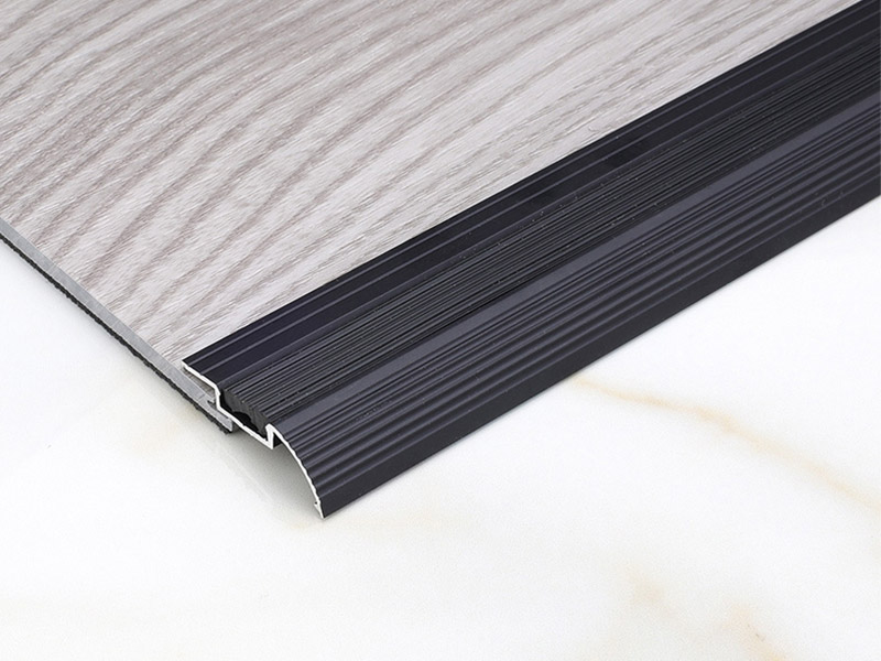 แถบลดอลูมิเนียม