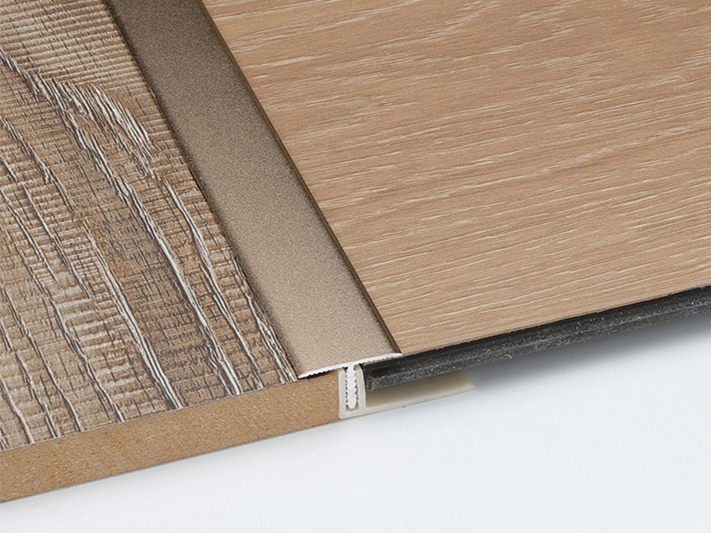 แถบเปลี่ยนพื้นอลูมิเนียม T-molding