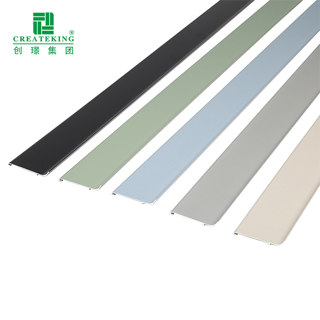 ผู้ผลิต Foshan เป็นมิตรกับสิ่งแวดล้อมรอบ Baseboard ผู้ผลิตอลูมิเนียม