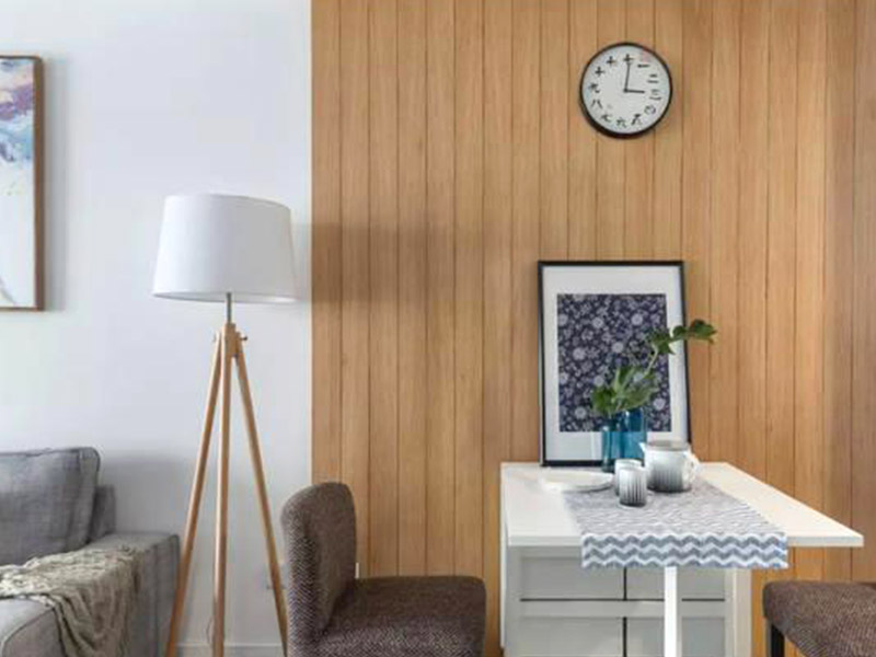 วัสดุคลุมผนังราคาถูก: ตัวเลือกราคาไม่แพง