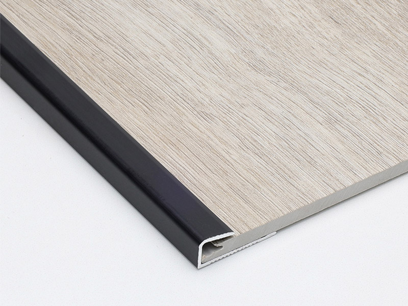 แถบเปลี่ยนพื้นอะลูมิเนียม Square Cap