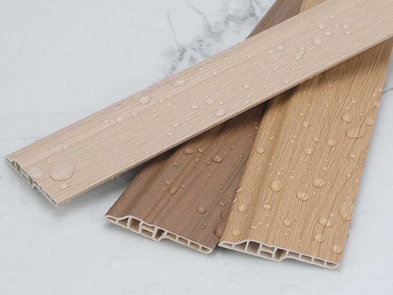 บัวพื้นพีวีซี